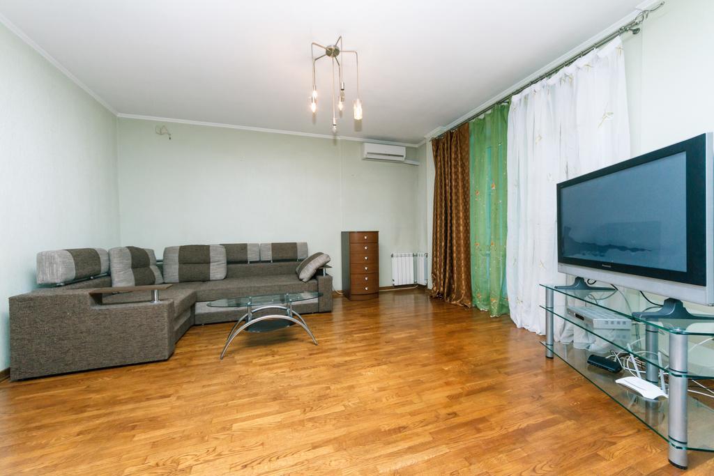 Two-Storey Apartment Near Iec Kiev Exterior foto